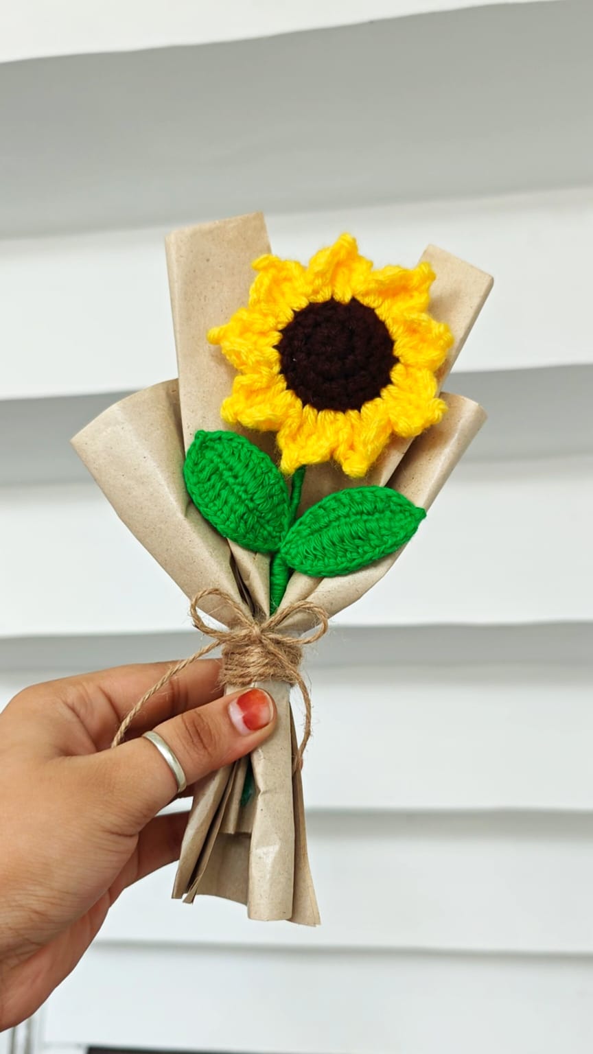 Sunflower mini bouquet