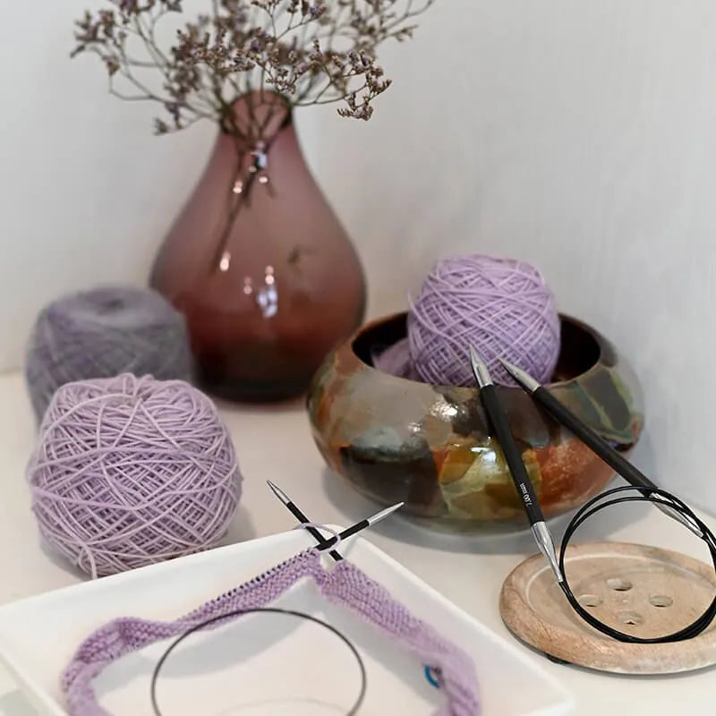 Karbonz Fixed Circular Needle