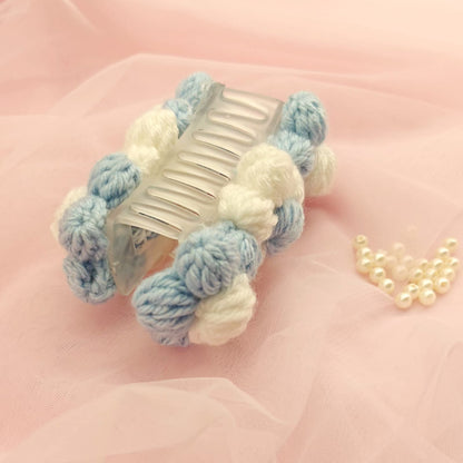 Puff flower claw clip