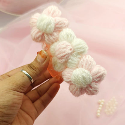 Puff flower claw clip